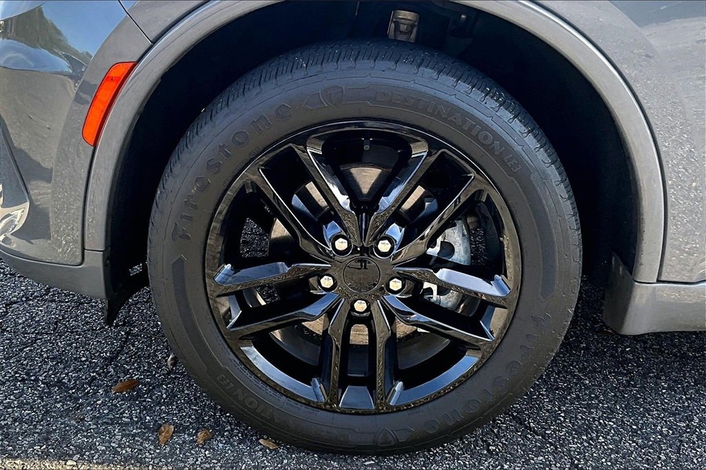 Used 2022 Dodge Durango GT image 29