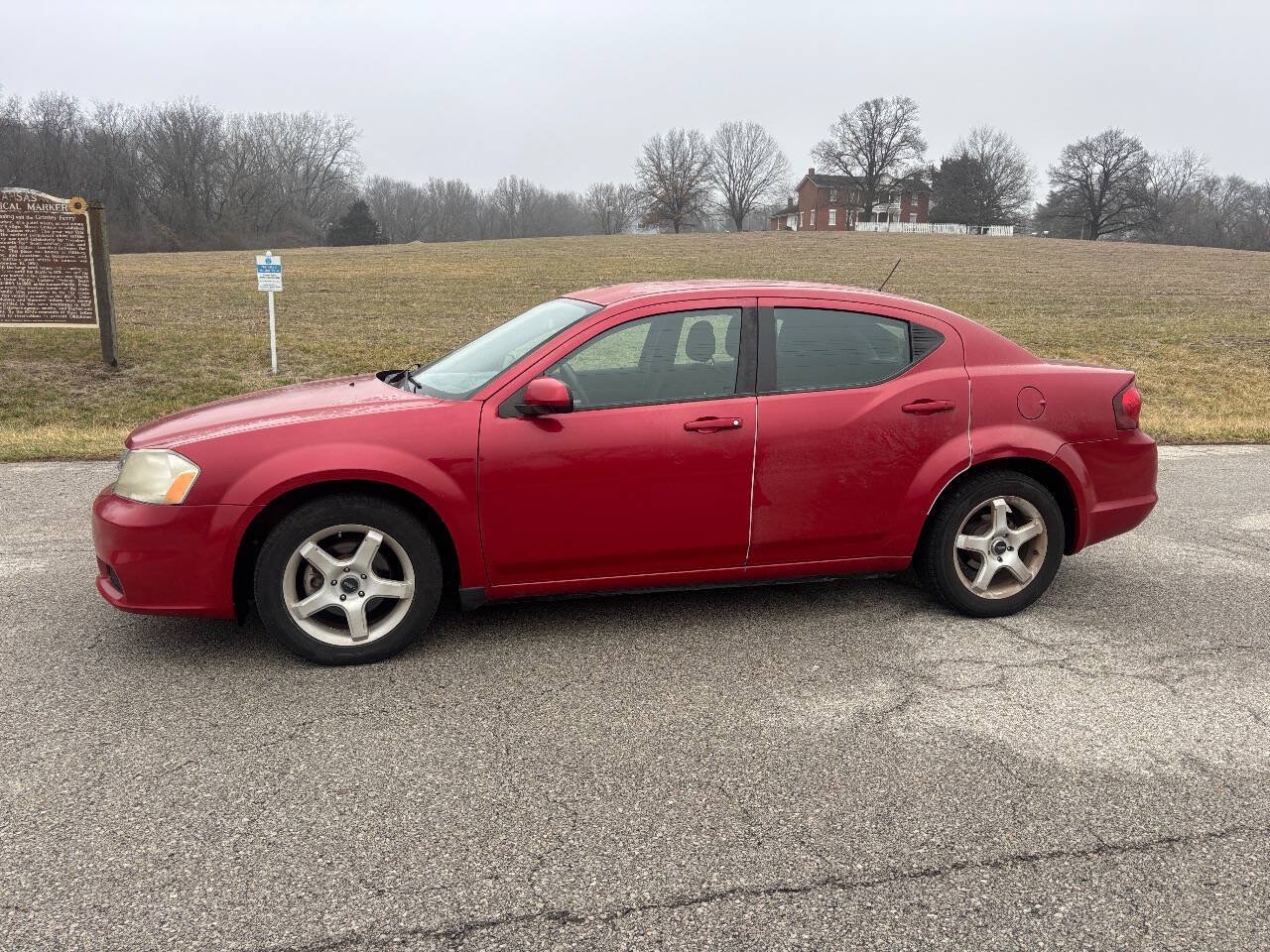 Used 2012 Dodge Avenger SXT