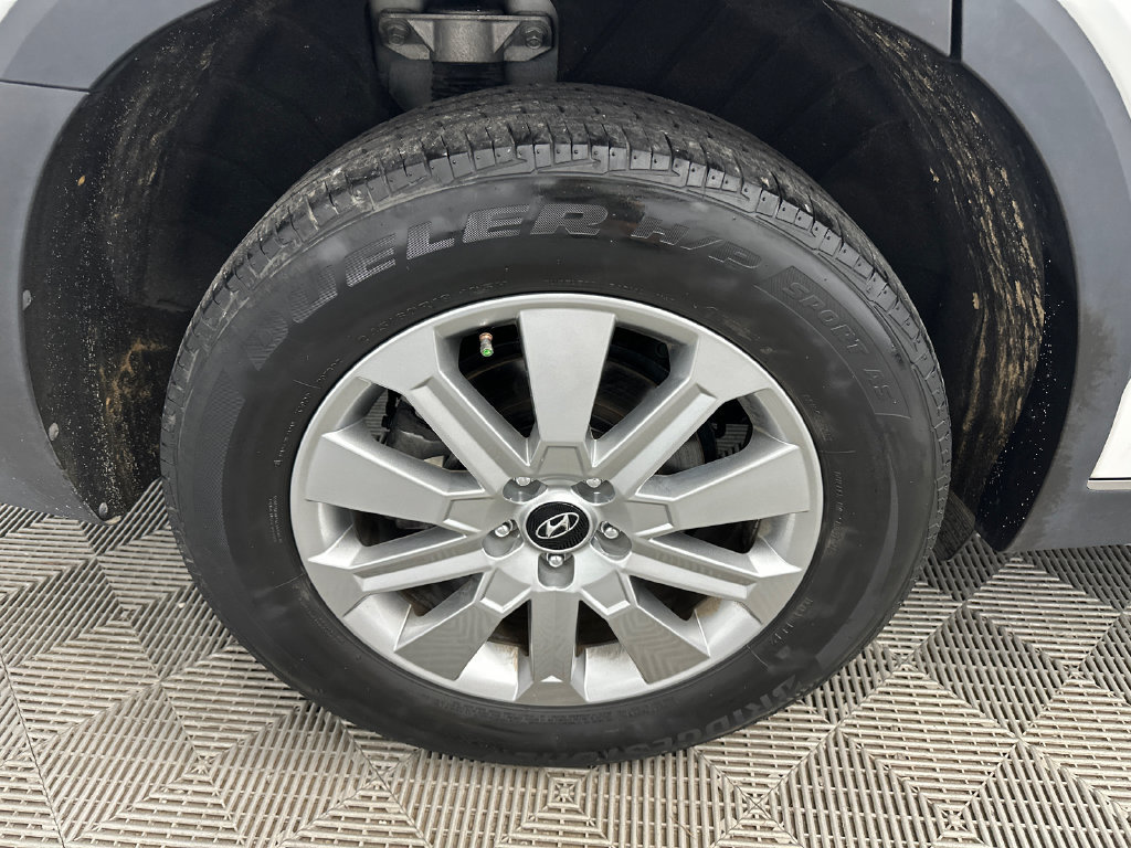 Used 2024 Hyundai Palisade SEL FWD image 19