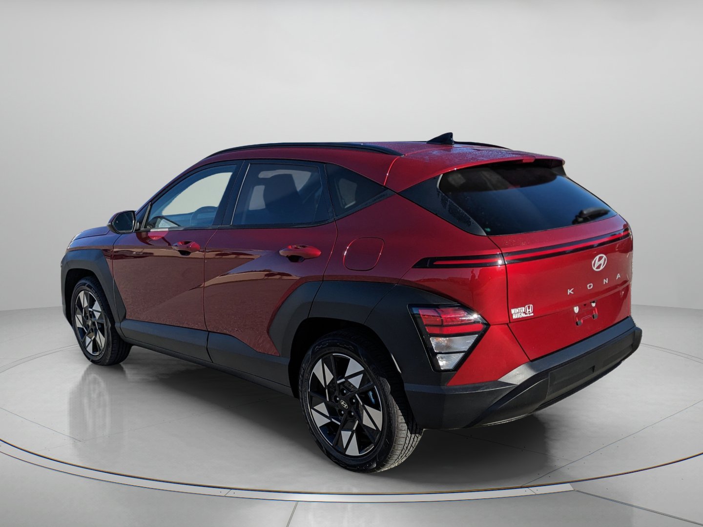 Used 2024 Hyundai Kona SEL FWD image 6