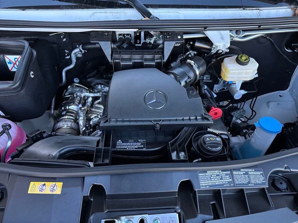 New 2025 Mercedes-Benz Sprinter 2500 image 22