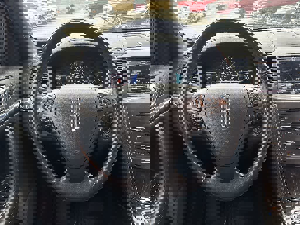 Used 2015 Lincoln MKS AWD w/ Equipment Group 201A image 18