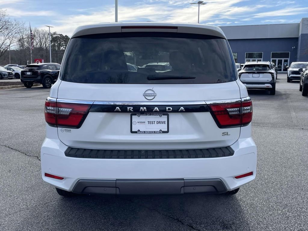 Used 2023 Nissan Armada SL w/ Captain's Chairs Package image 4