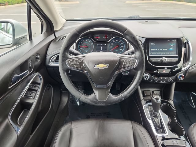 Used 2017 Chevrolet Cruze Premier FWD image 22