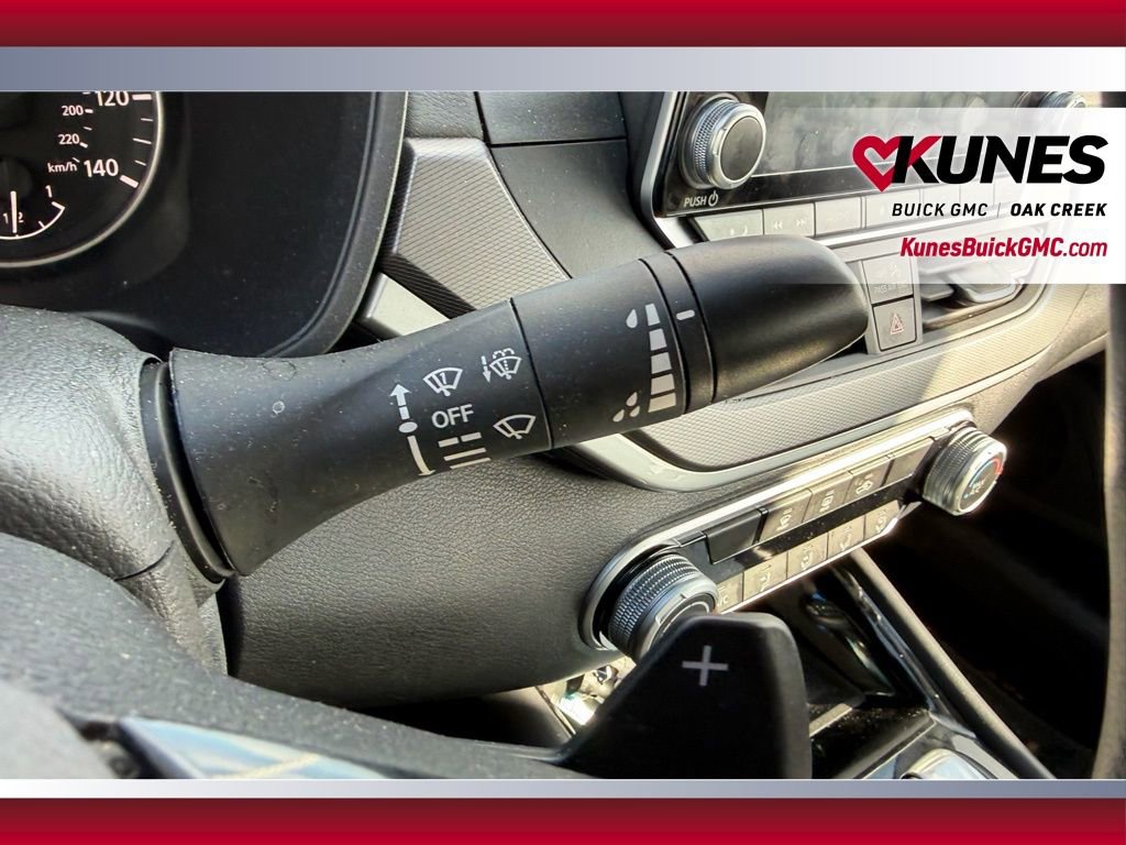 Used 2025 Nissan Altima 2.5 SR image 11