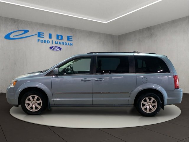 Used 2010 Chrysler Town & Country Touring w/ Heated Seat Group image 3