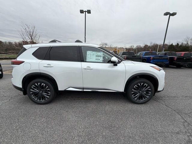 New 2026 Nissan Rogue Platinum w/ Platinum Premium Package AWD/4WD image 4