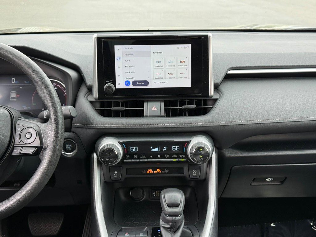 Certified 2024 Toyota RAV4 XLE FWD image 19