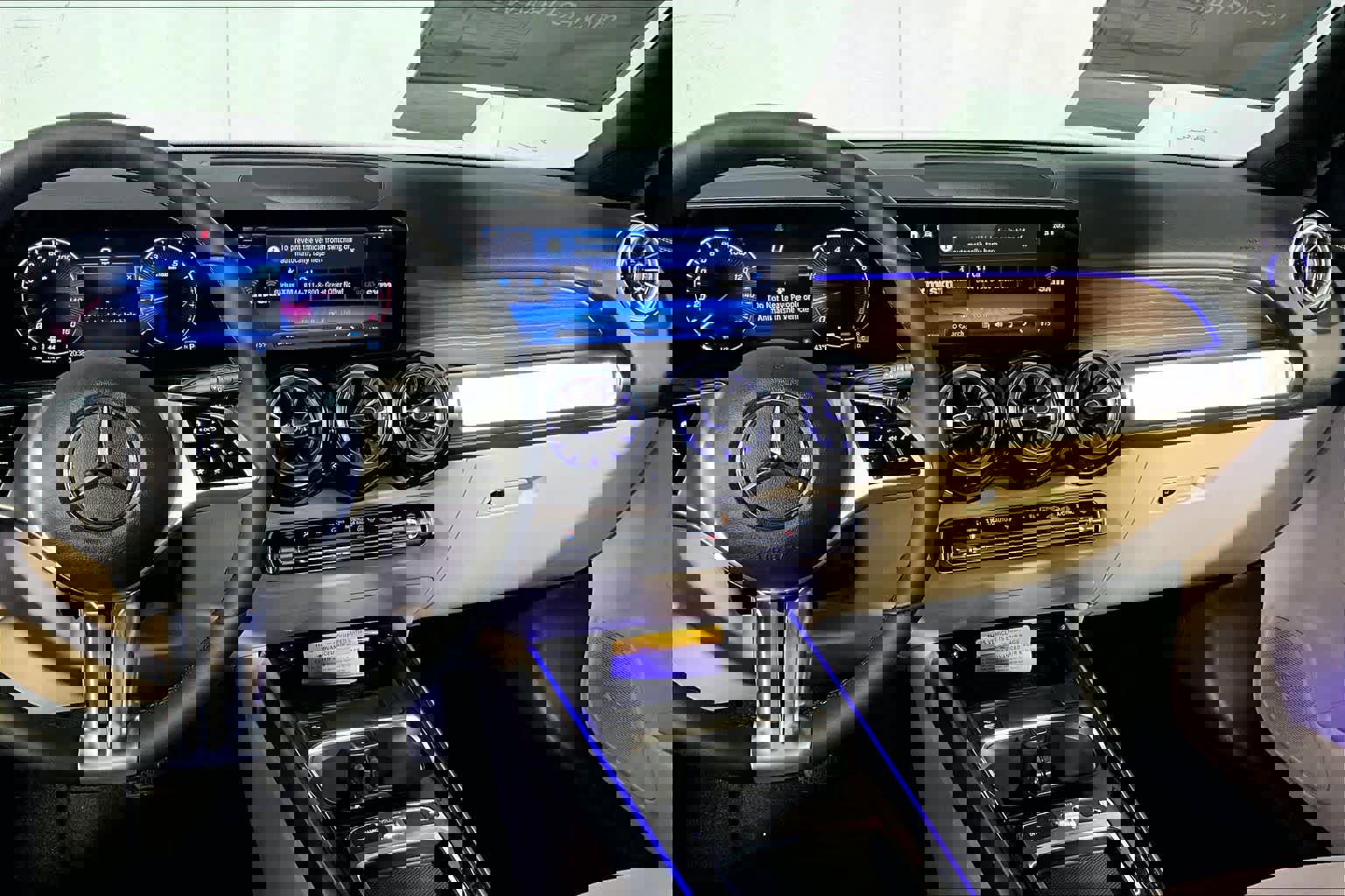 New 2026 Mercedes-Benz GLB 250 4MATIC image 8