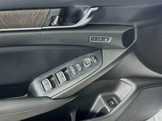 Used 2022 Honda Accord Touring image 23