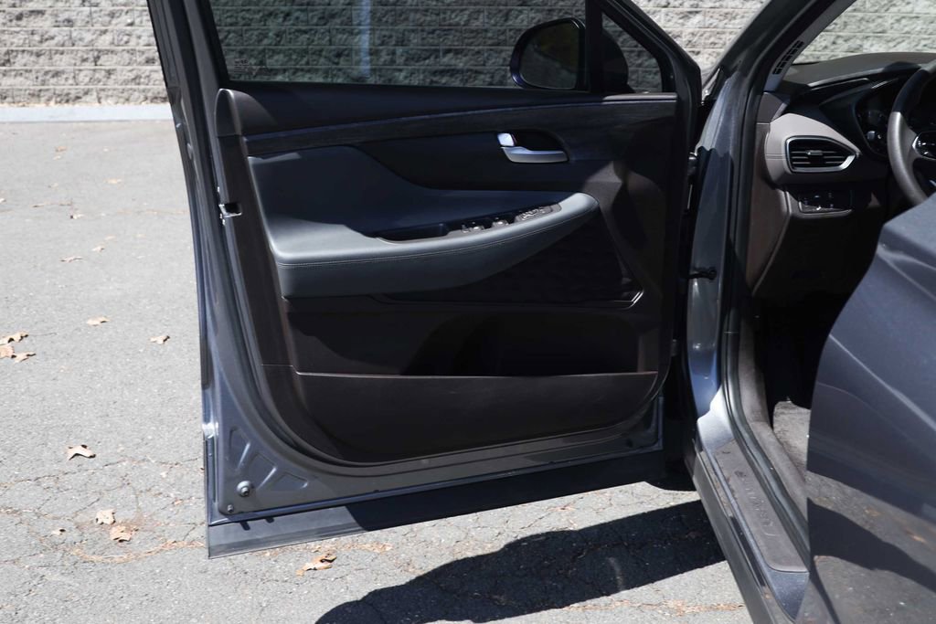 Used 2019 Hyundai Santa Fe SE AWD/4WD image 22