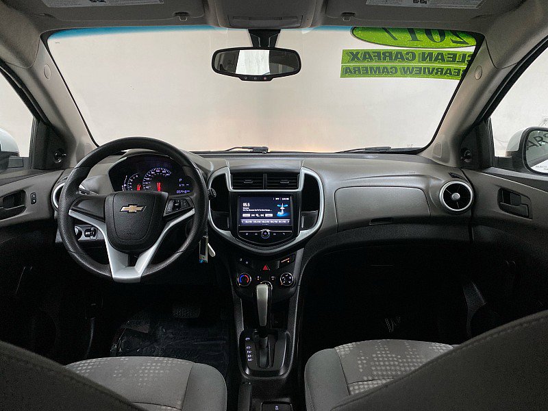 Used 2017 Chevrolet Sonic LT image 21