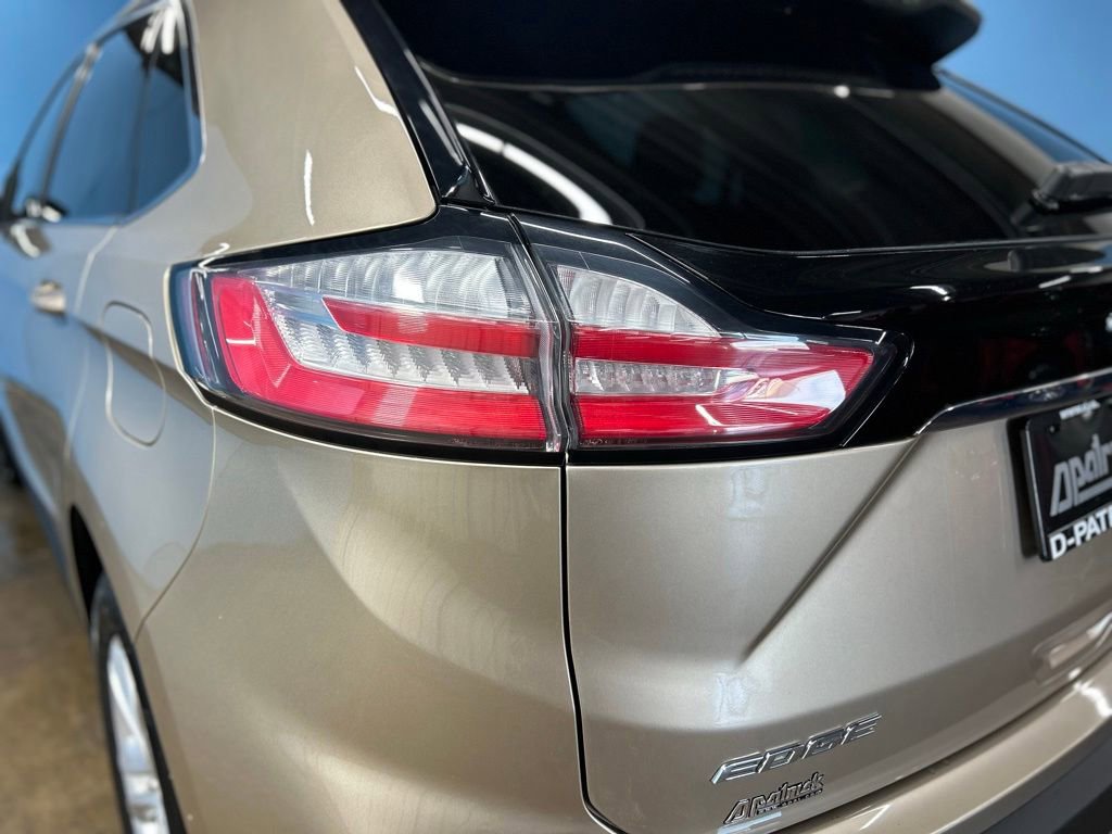 Used 2020 Ford Edge SEL w/ Convenience Package FWD image 9
