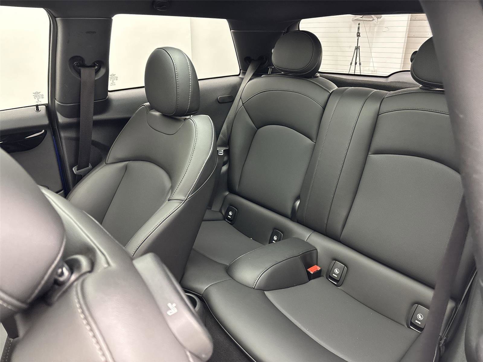 Used 2020 MINI Cooper S w/ Storage Package image 29