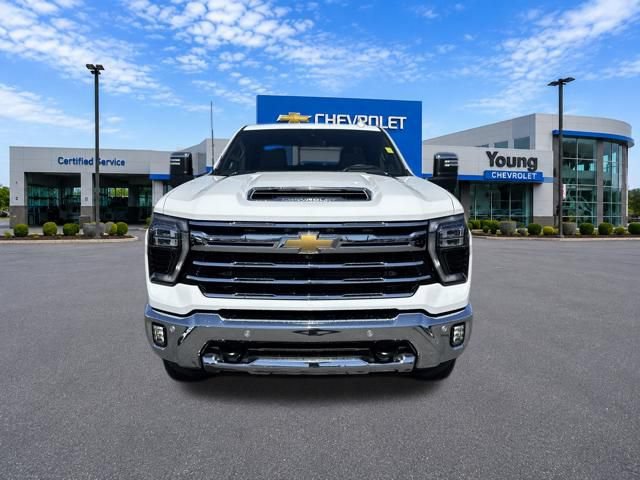 Used 2025 Chevrolet Silverado 3500 LTZ w/ LTZ Plus Package AWD/4WD video 2