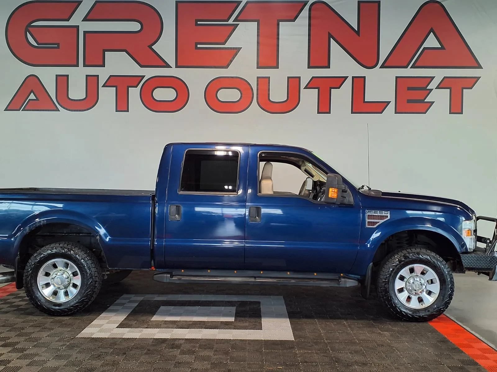 Used 2008 Ford F250 4x4 Crew Cab Super Duty image 1