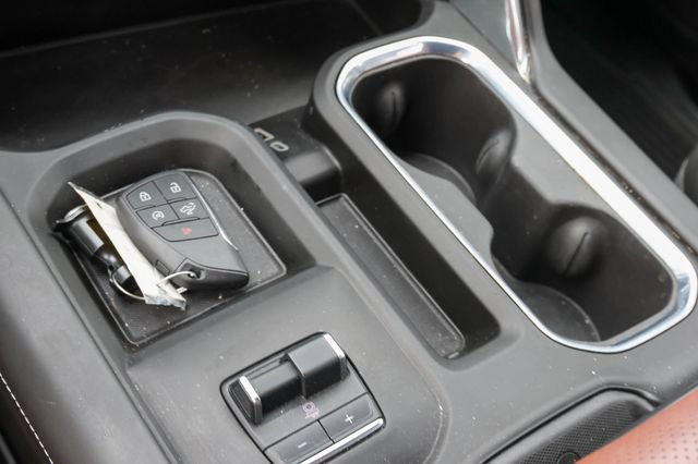 Used 2025 GMC Sierra 2500 Denali Ultimate AWD/4WD image 29