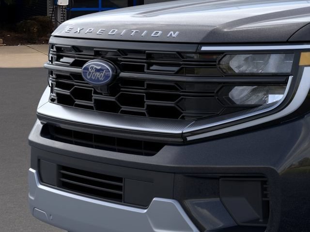 New 2025 Ford Expedition Platinum w/ Platinum Ultimate Package AWD/4WD image 17