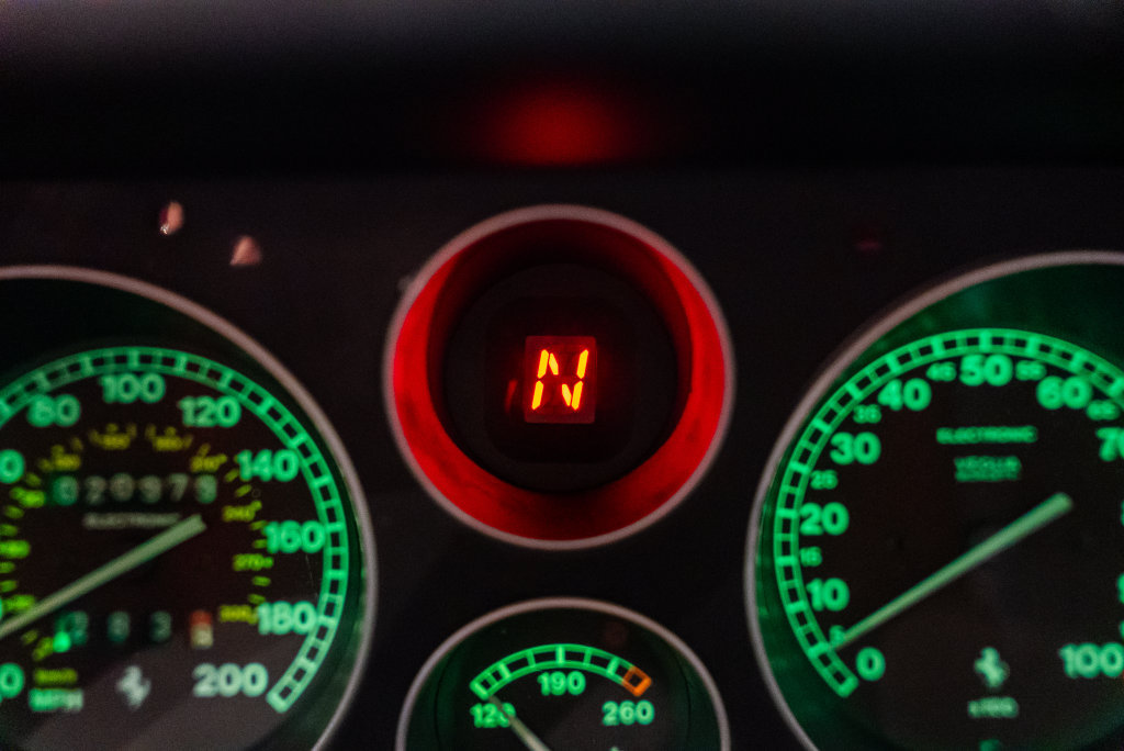 Used 1998 Ferrari F355 Berlinetta RWD image 37