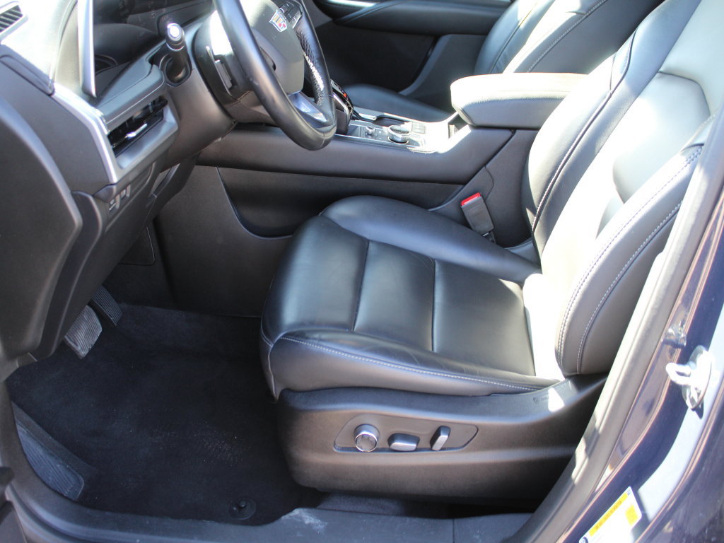 Used 2025 Cadillac XT4 Premium Luxury AWD/4WD image 10