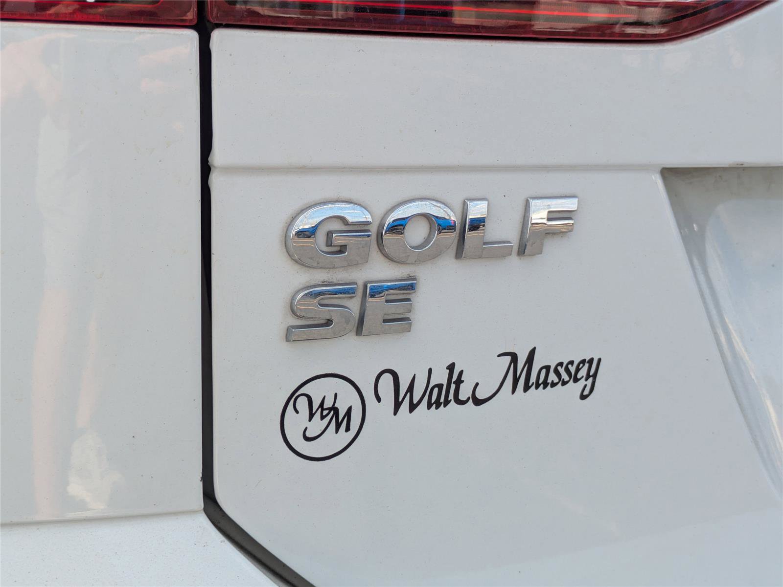 Used 2016 Volkswagen Golf SE w/ Lighting Package image 38