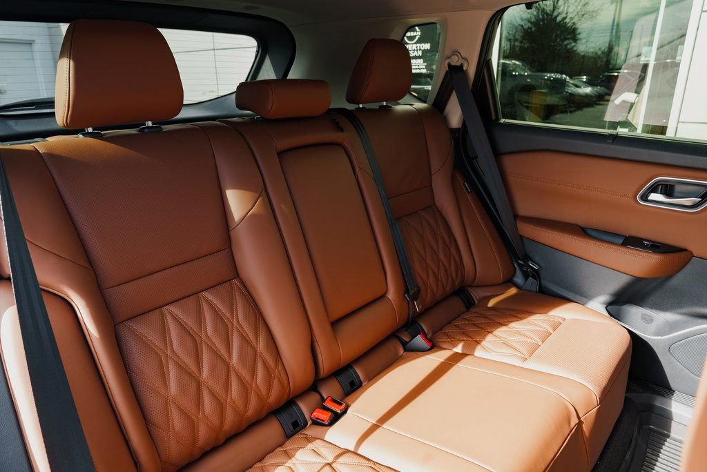 New 2026 Nissan Rogue Platinum w/ Tech Package image 23