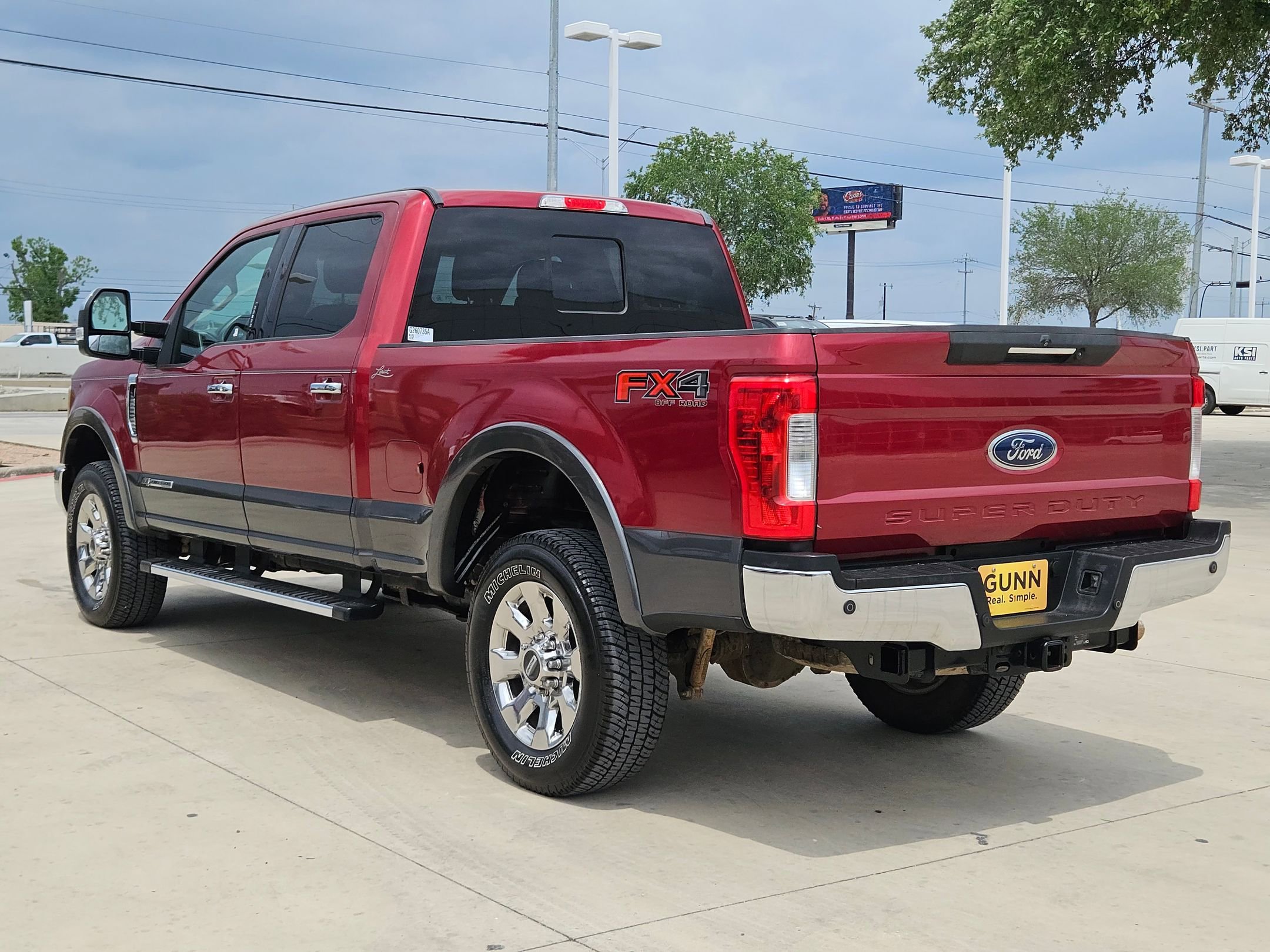 Used 2017 Ford F250 Lariat w/ Lariat Ultimate Package AWD/4WD image 5