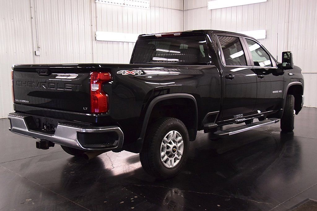 Used 2025 Chevrolet Silverado 2500 LT w/ Convenience Package image 7