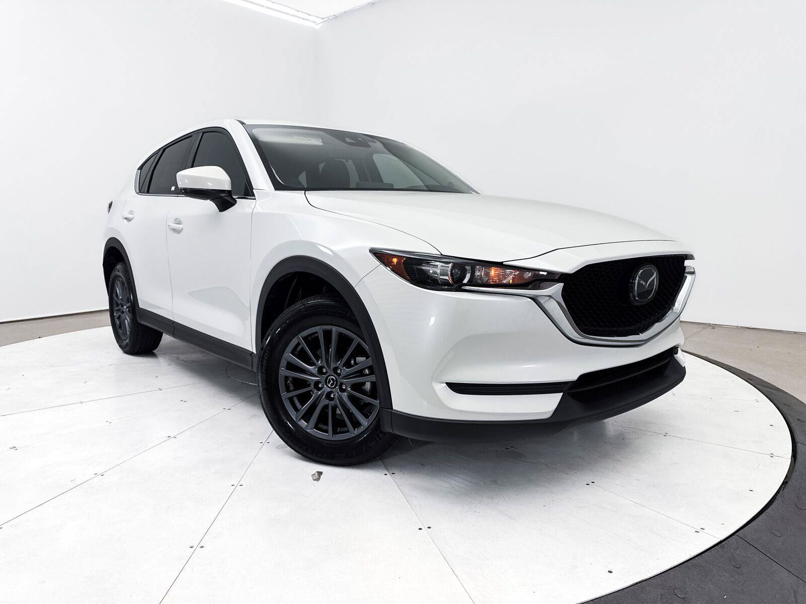 Used 2021 MAZDA CX-5 Touring FWD image 1