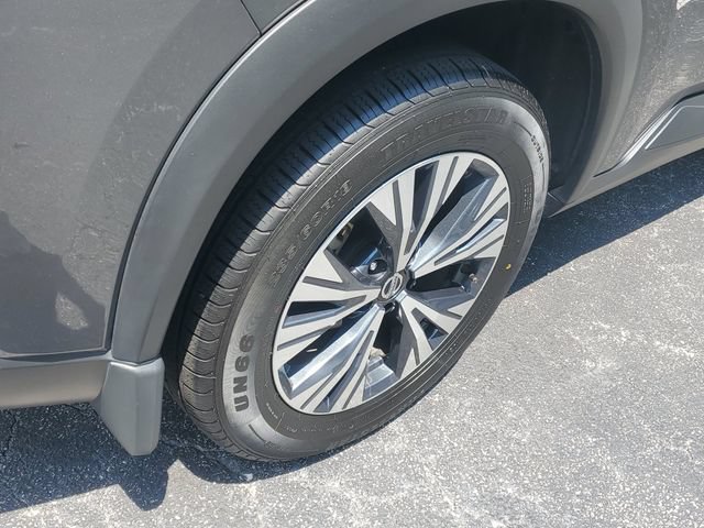 Used 2021 Nissan Rogue SV w/ Premium Package FWD image 5