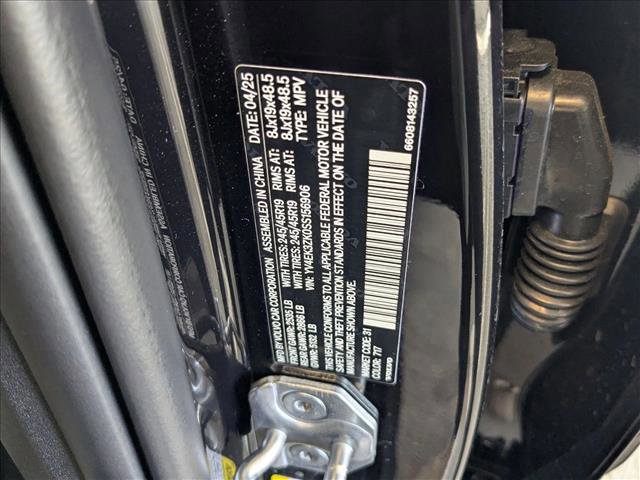 New 2025 Volvo EX30 Plus w/ Protection Package Premier image 17