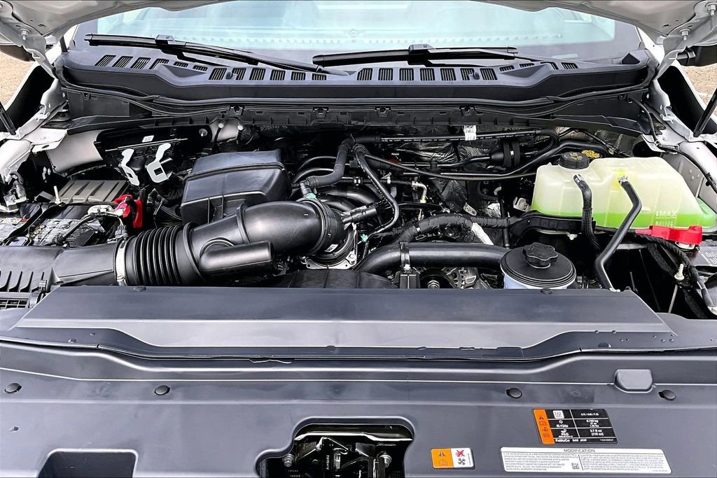 New 2025 Ford F350 XLT w/ 360-Degree Camera Package image 11