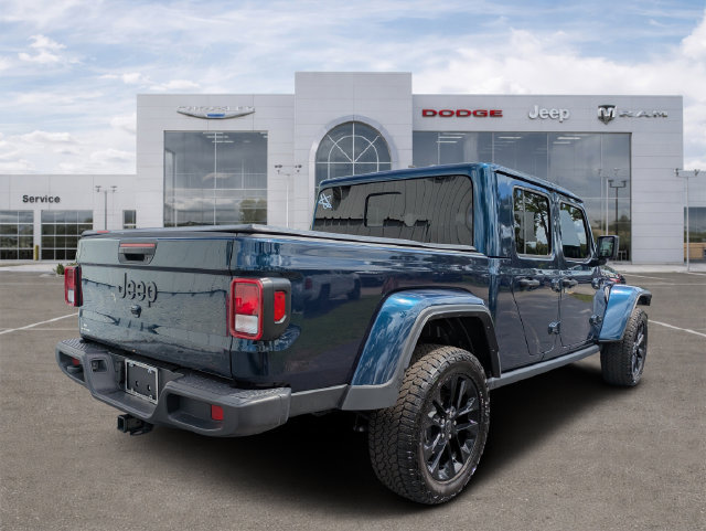 Certified 2025 Jeep Gladiator Overland AWD/4WD image 3