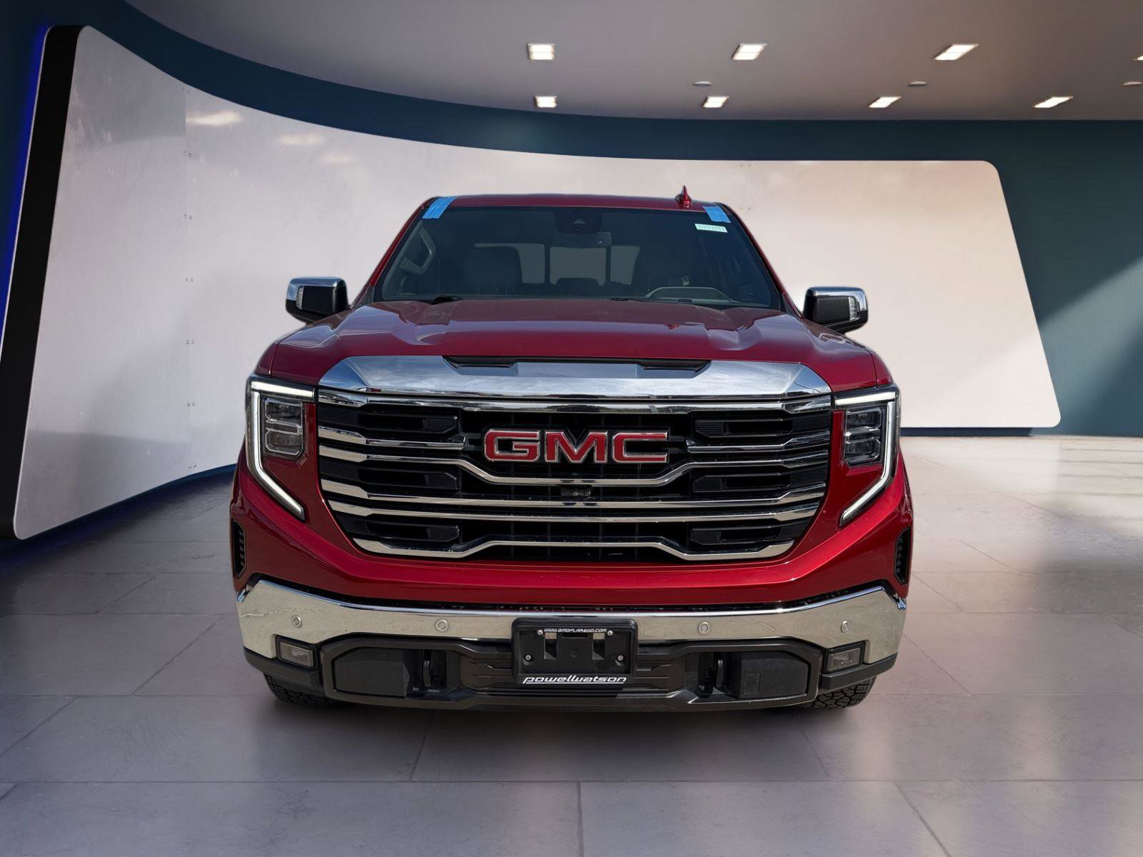 Used 2023 GMC Sierra 1500 SLT w/ SLT Premium Plus Package AWD/4WD image 8