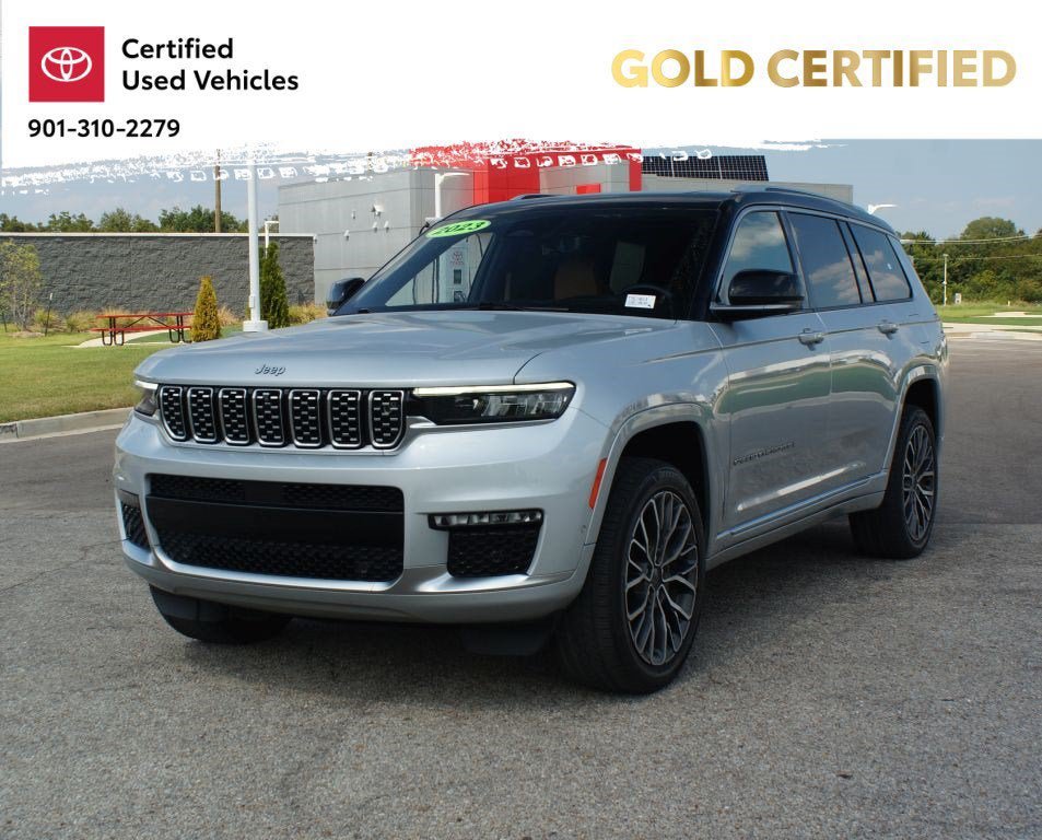 Used 2023 Jeep Grand Cherokee L Summit AWD/4WD image 27