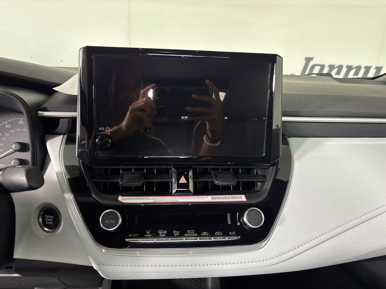 Used 2024 Toyota Corolla SE FWD image 18