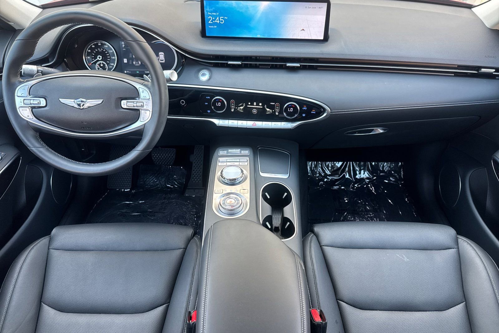 Used 2025 Genesis GV70 2.5T AWD/4WD image 13