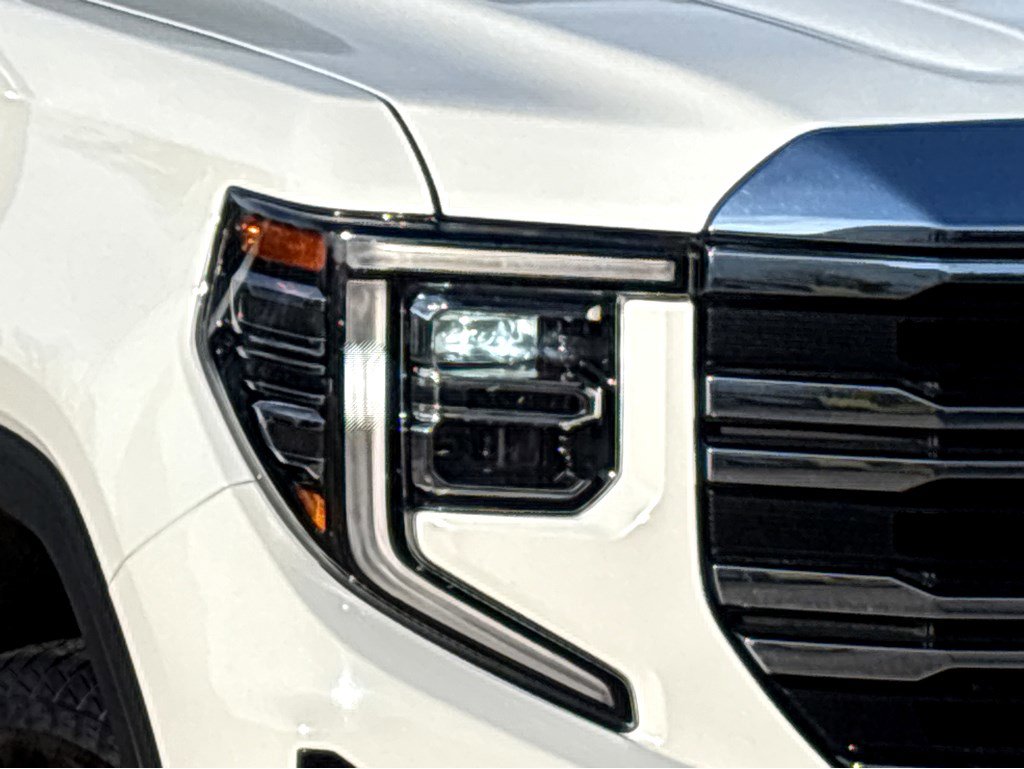 Used 2025 GMC Sierra 1500 SLT image 19