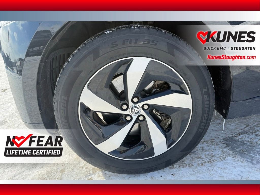 Used 2024 Jaguar F-PACE R-Dynamic S image 18