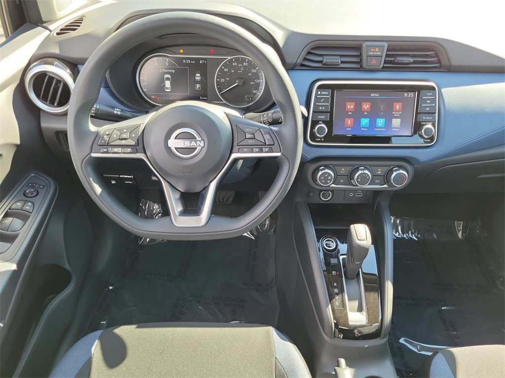 New 2025 Nissan Versa SV w/ Trunk Package image 4