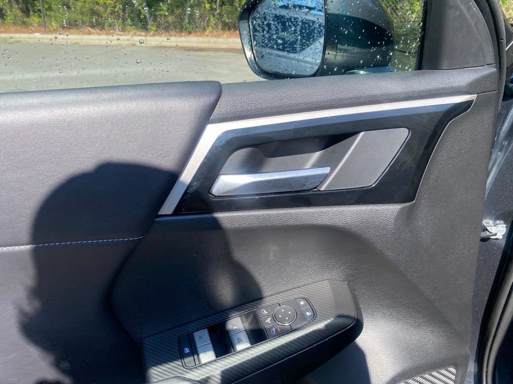 Used 2025 Mitsubishi Outlander SE AWD/4WD image 11