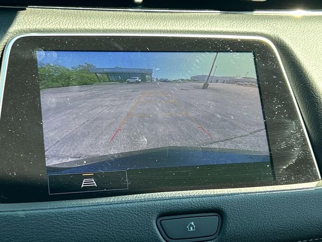 Used 2023 Cadillac XT4 Premium Luxury w/ Technology Package FWD image 34