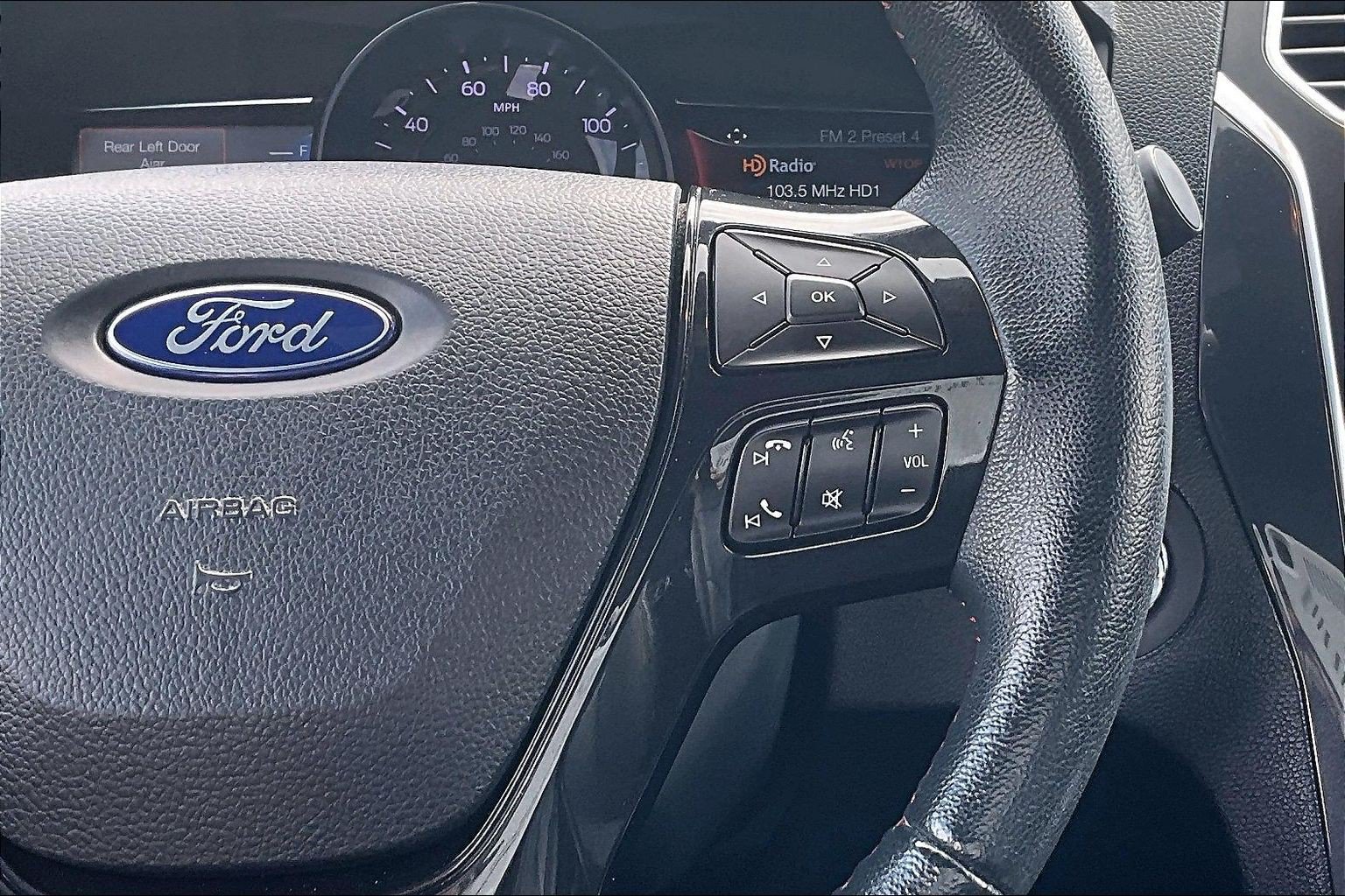 Used 2018 Ford Explorer Sport AWD/4WD image 17