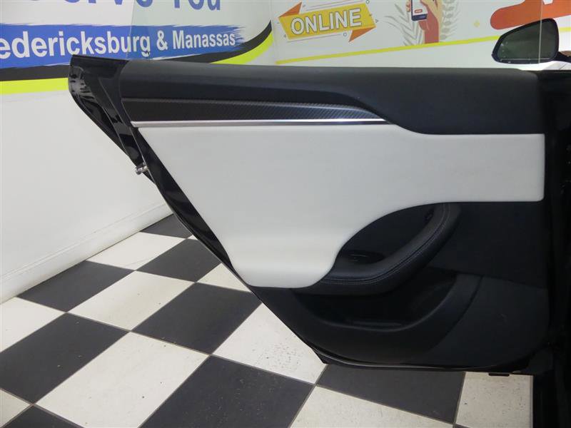 Used 2022 Tesla Model S Plaid image 24