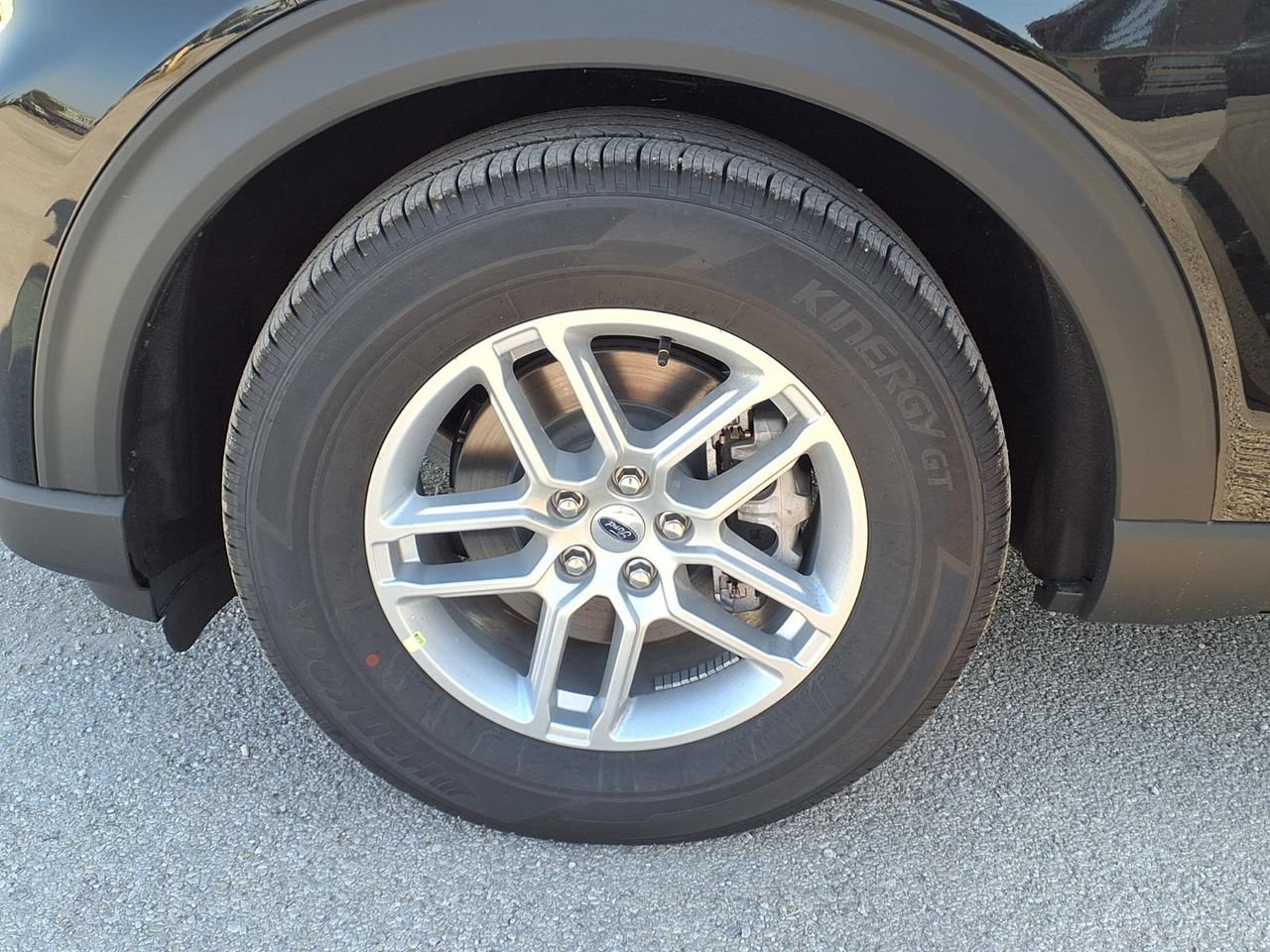 New 2027 Ford Explorer Active RWD image 23