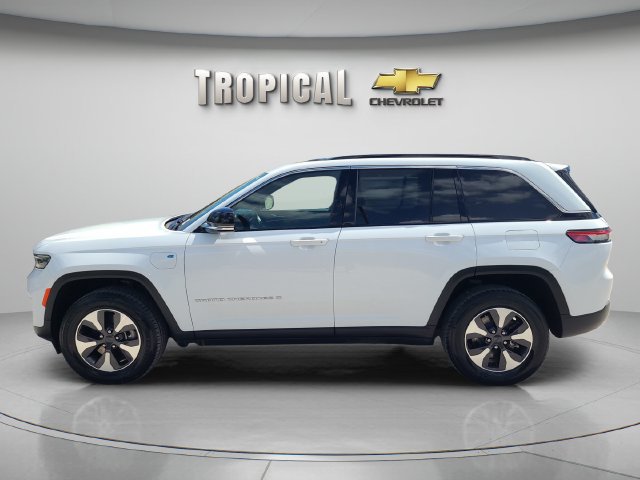 Used 2024 Jeep Grand Cherokee Limited 4xe AWD/4WD image 2