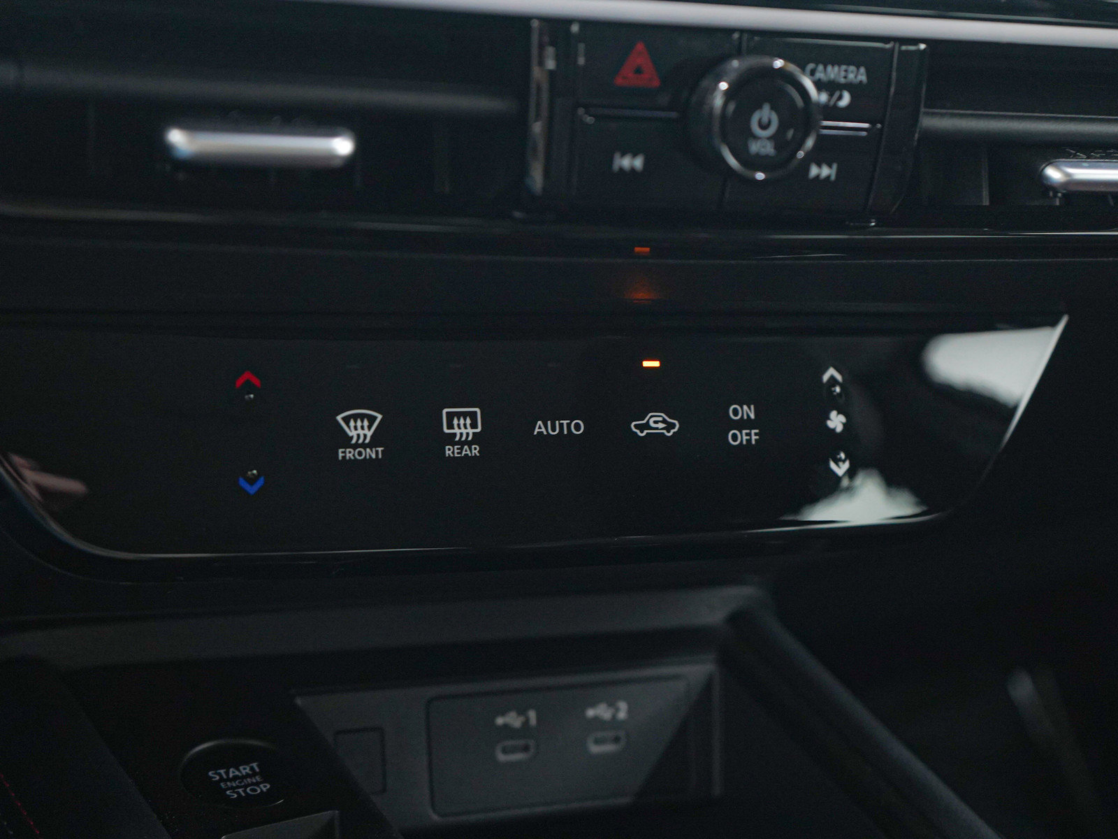 Used 2025 Nissan Kicks SR image 22