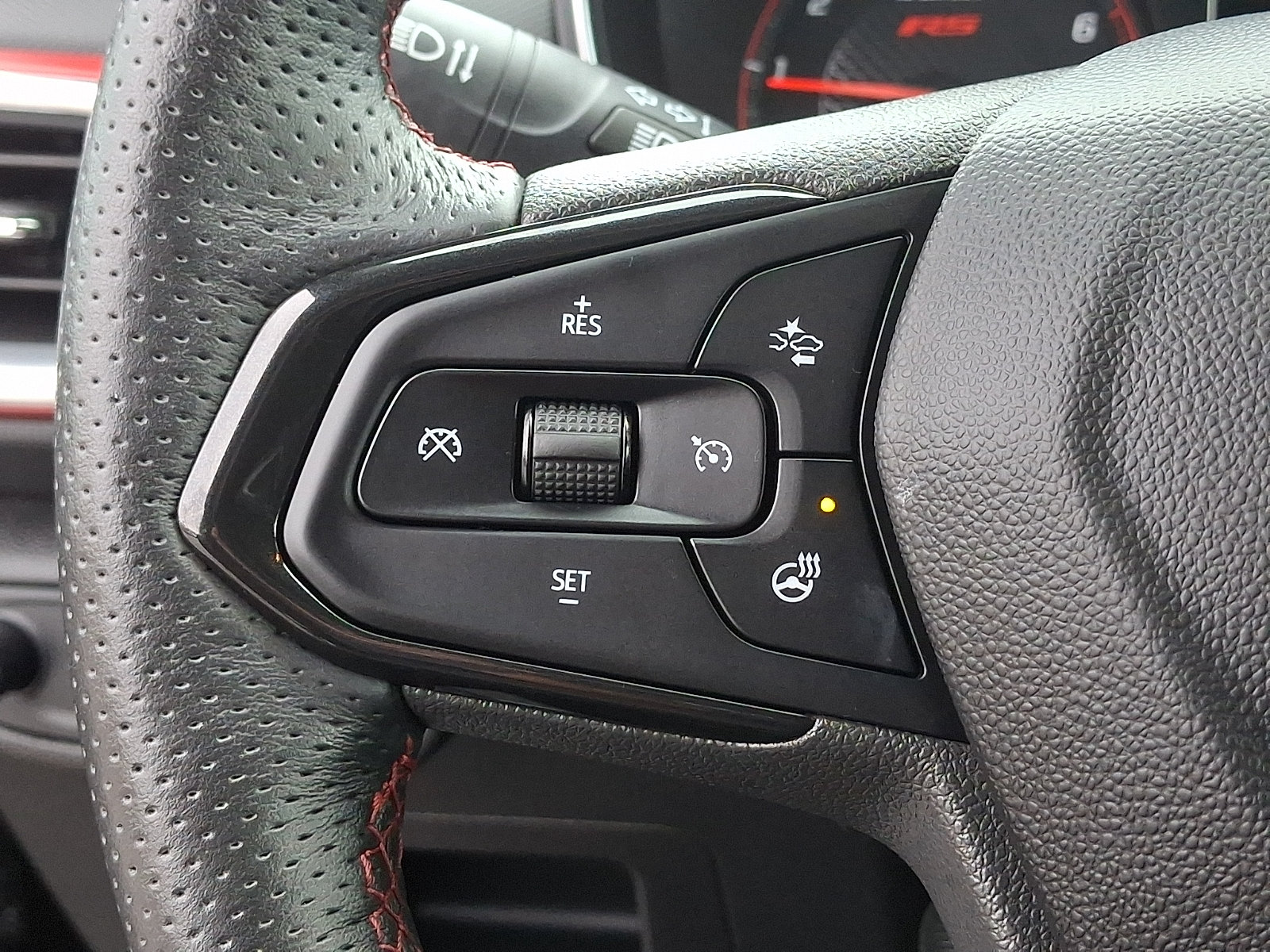Certified 2023 Chevrolet TrailBlazer RS AWD/4WD image 20