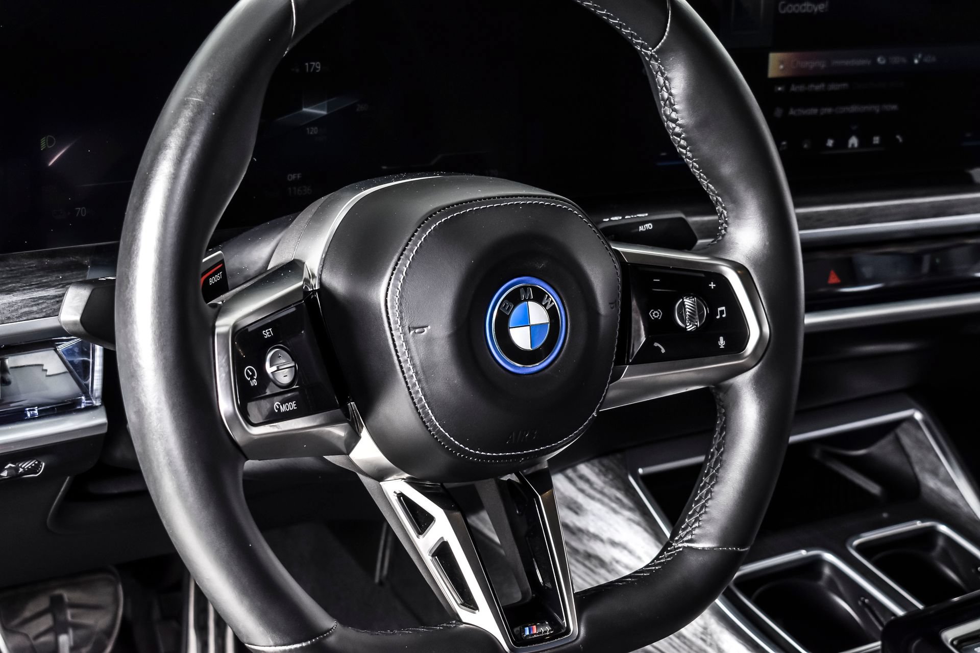 Used 2023 BMW i7 xDrive60 AWD/4WD image 16