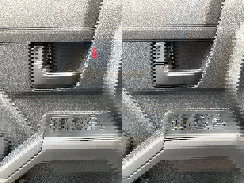 New 2026 Toyota Tacoma SR5 RWD image 12